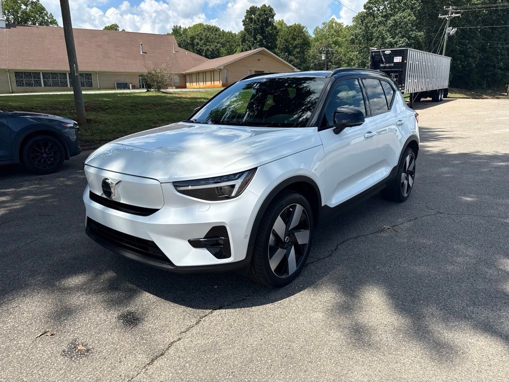 Crystal White 2023 Volvo XC40 Recharge SUV / Crossover All-Wheel Drive 1-Speed Automatic