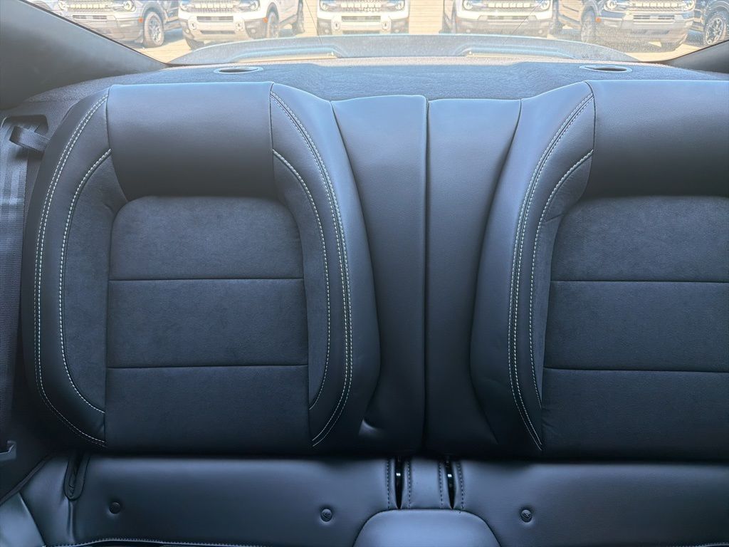 Used 2022 Blue Ford Shelby GT500 image 18