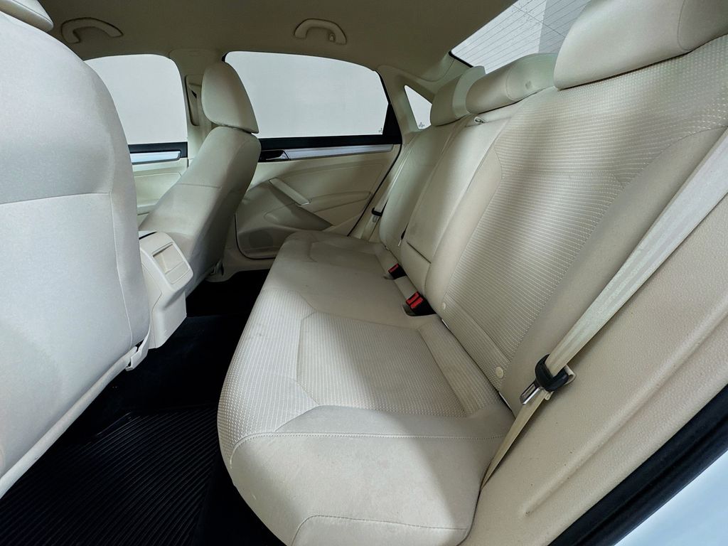 Used Car 2017 Volkswagen Passat  1.8t S For Sale Under $10,000 In Austin, Texas