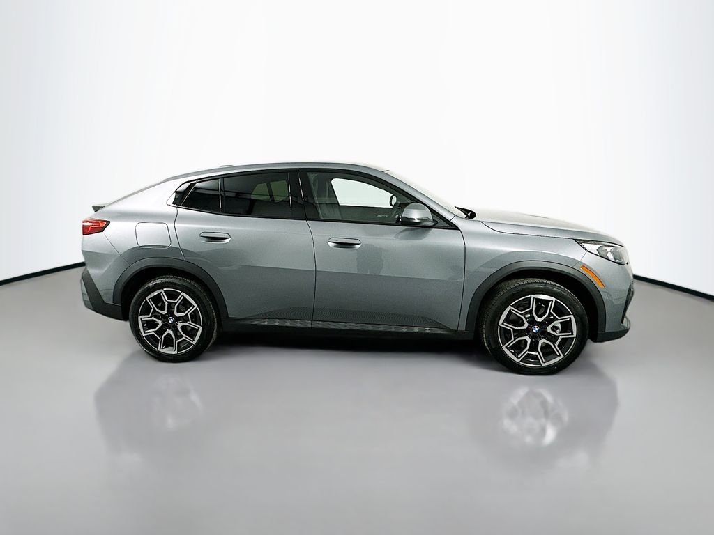 Thumbnail: 2026 BMW X2 - 4