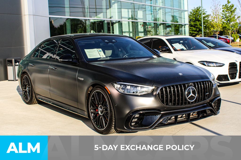 Used 2025 Gray Mercedes-Benz S 63 E AMG® image 4