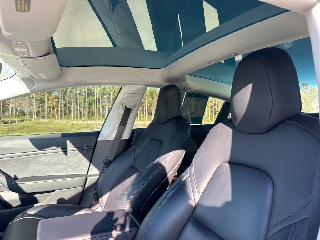 2018 Tesla Model 3 Mid Range 18