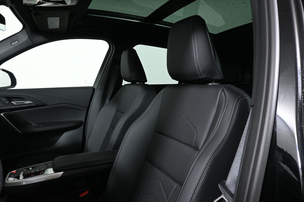 Thumbnail: 2027 BMW X1 - 16