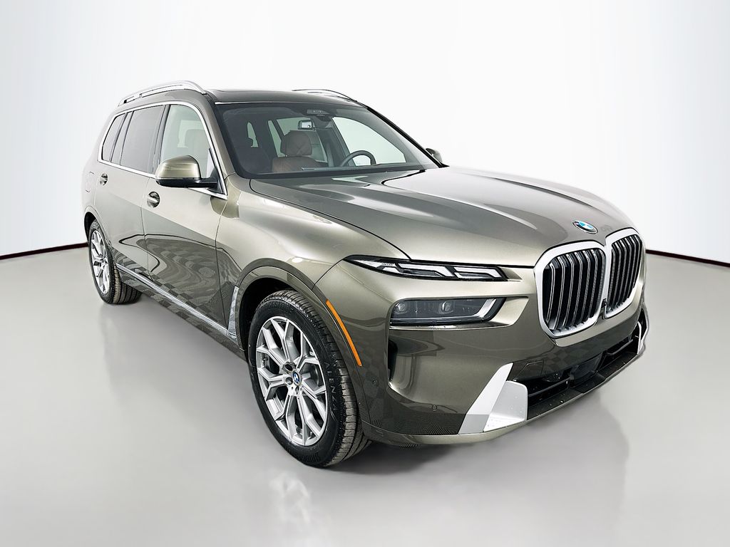 Thumbnail: 2026 BMW X7 - 3