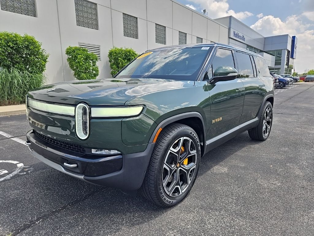 Thumbnail: 2023 Rivian R1S - 2