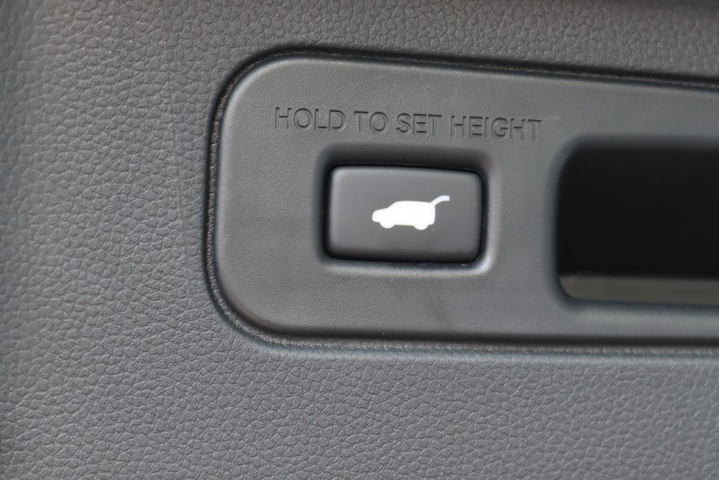 Thumbnail: 2025 Honda Pilot - 15