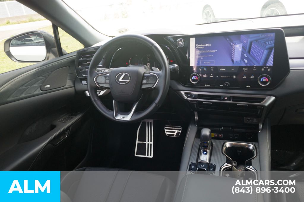 Used 2023 Ultra White Lexus 500h F SPORT Performance image 24