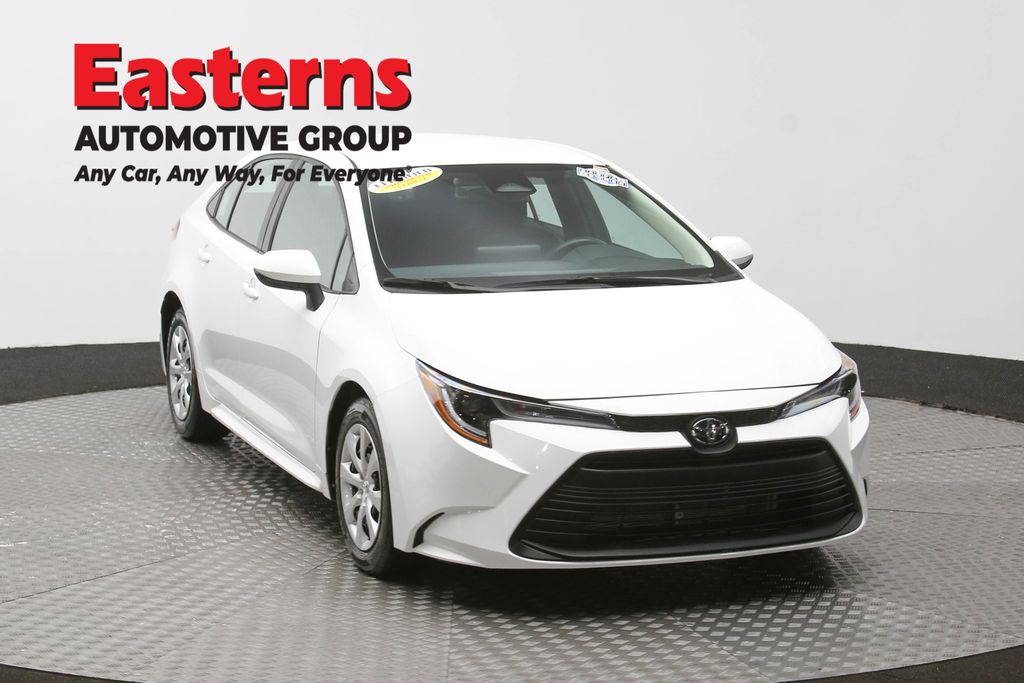 Used 2024 White Toyota LE image 3