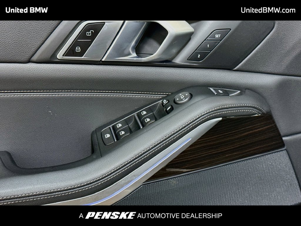 Thumbnail: 2021 BMW X5 - 10