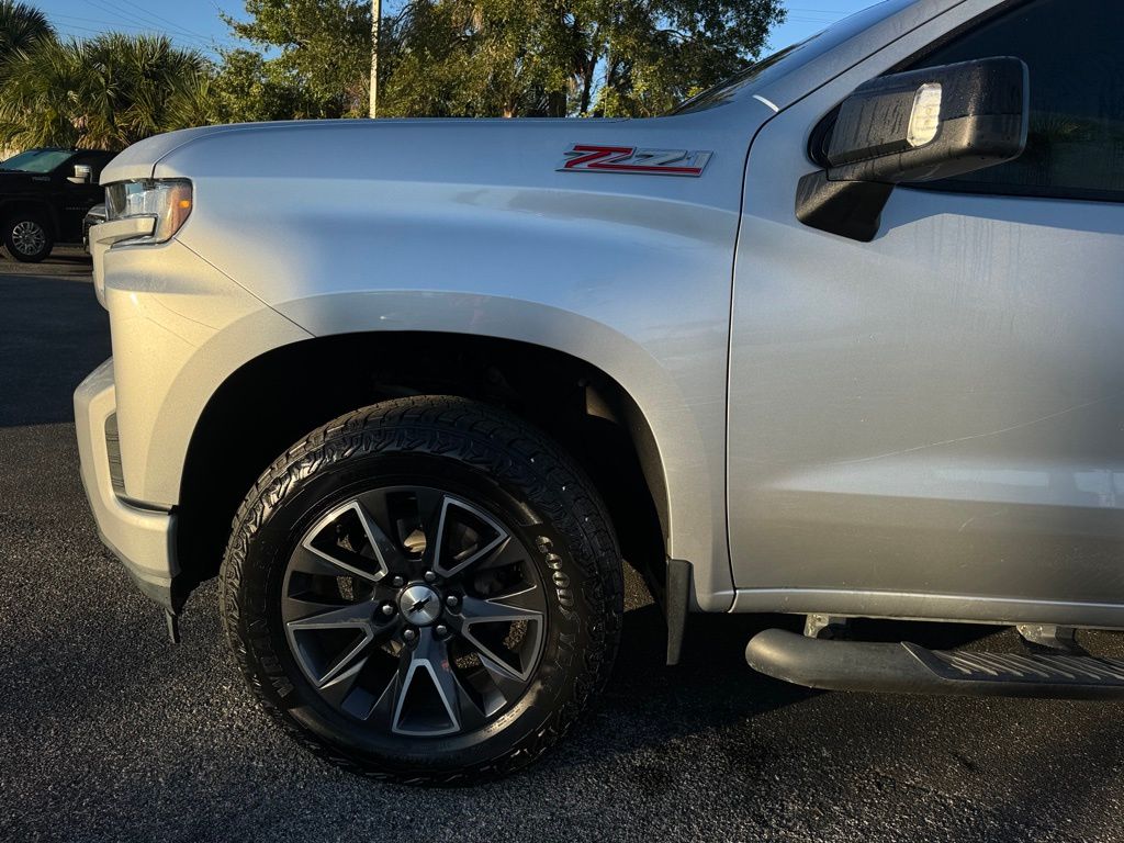 2020 Chevrolet Silverado 1500 RST 11