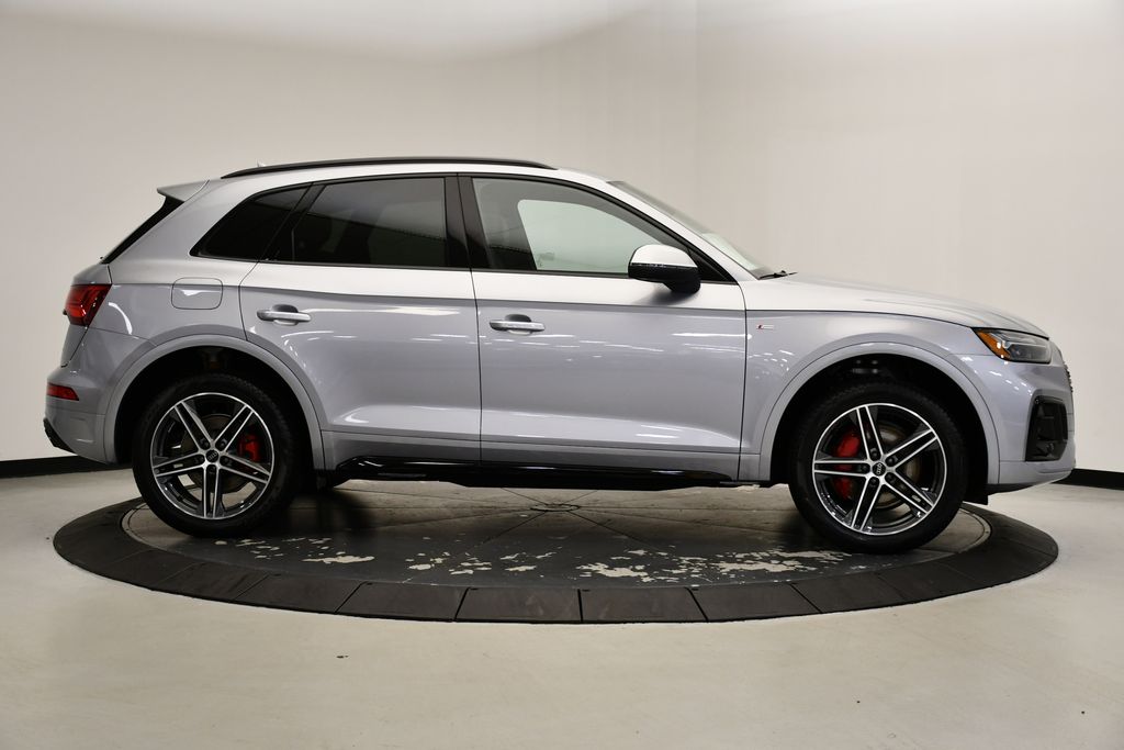 2025 Audi Q5  6