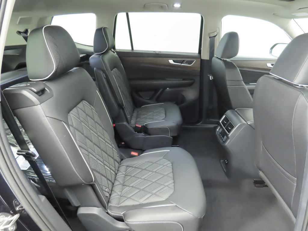 Thumbnail: 2025 Volkswagen Atlas - 24