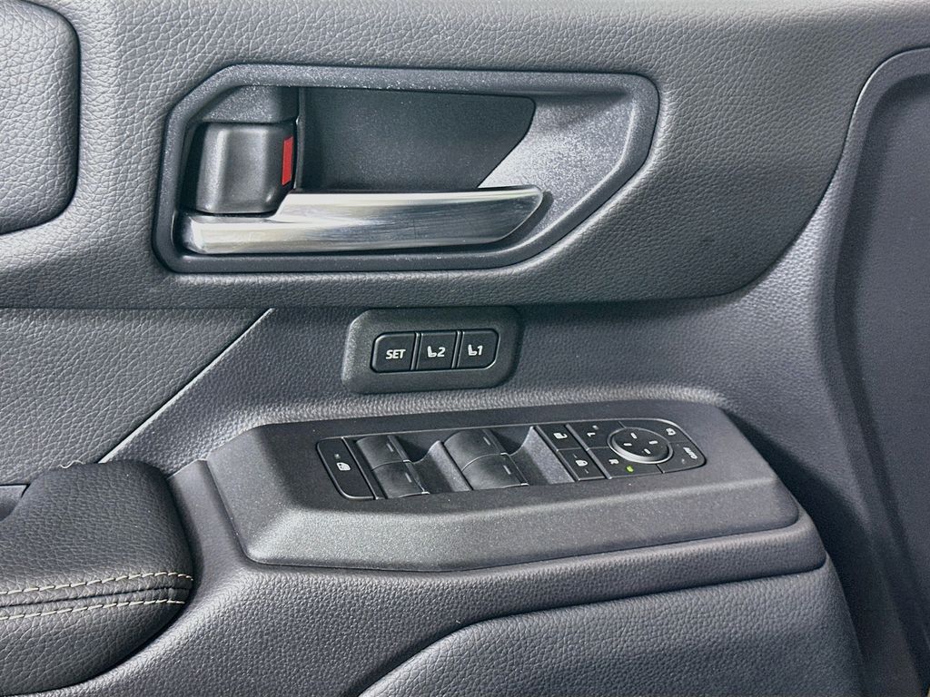 Thumbnail: 2024 Toyota Land Cruiser - 18