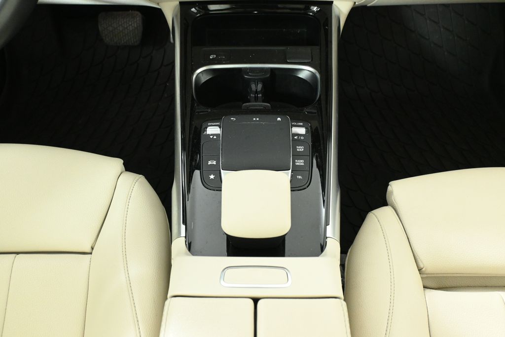 2021 Mercedes-Benz GLB 250 22