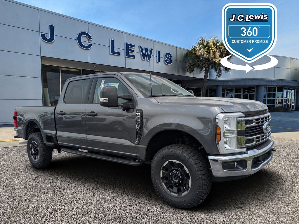 2025 Ford F-350 Super Duty XLT