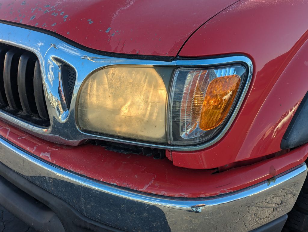 2004 Toyota Tacoma PreRunner 13