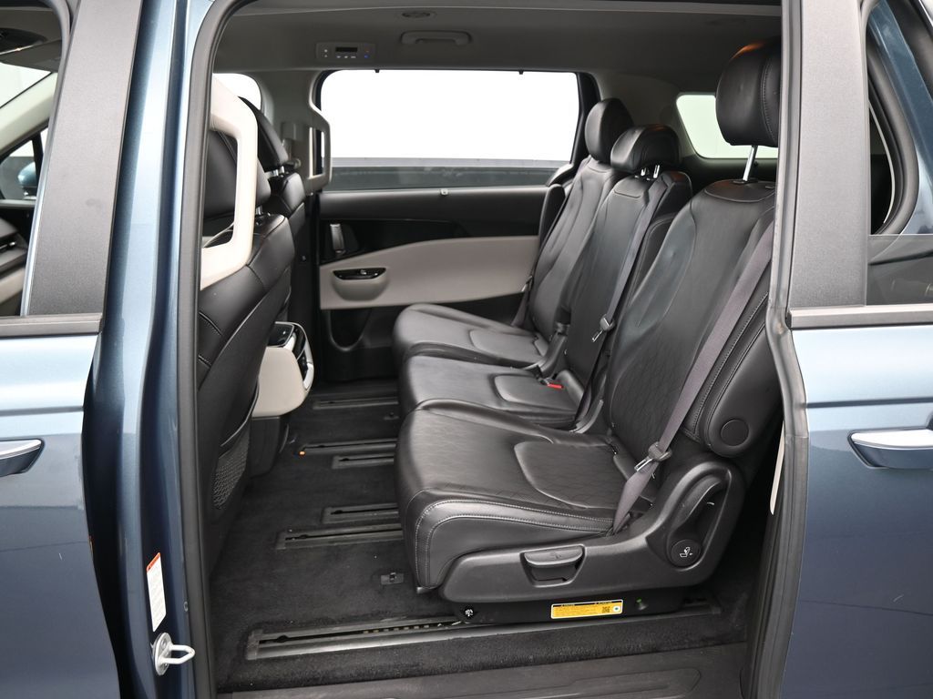 Used 2024 Astra Blue Kia EX image 32