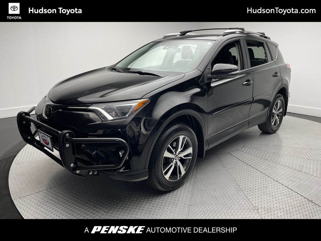 Thumbnail: 2018 Toyota RAV4 - 1