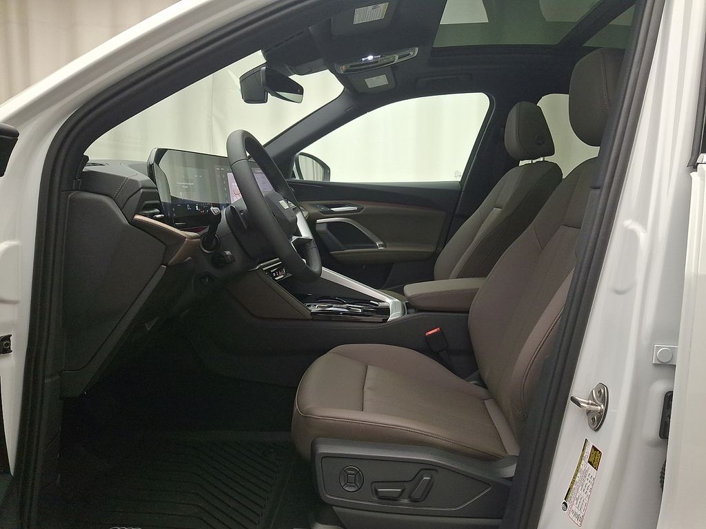 Thumbnail: 2026 Audi Q5 - 9