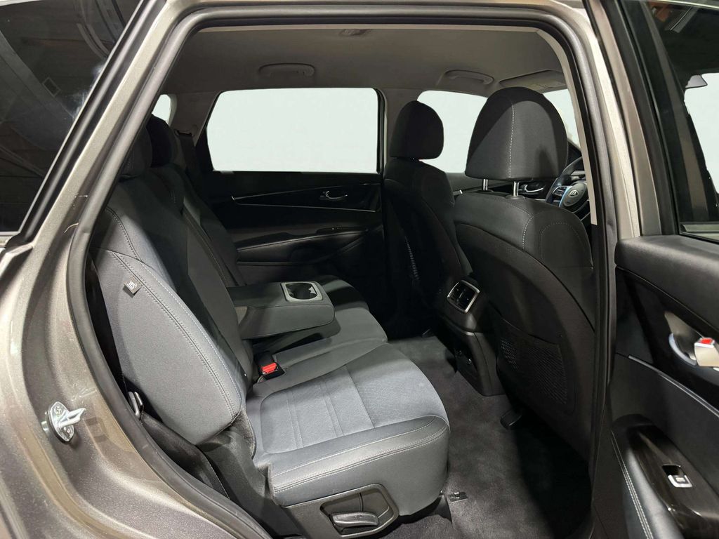 Used 2019 Titanium Silver Kia LX image 26