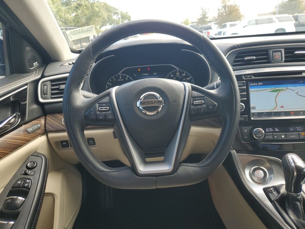 Used Car 2017 Nissan Maxima  Platinum For Sale Under $15,000 In Austin, Texas