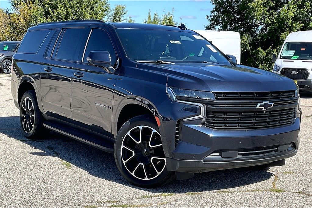2024 Chevrolet Suburban RST 4WD