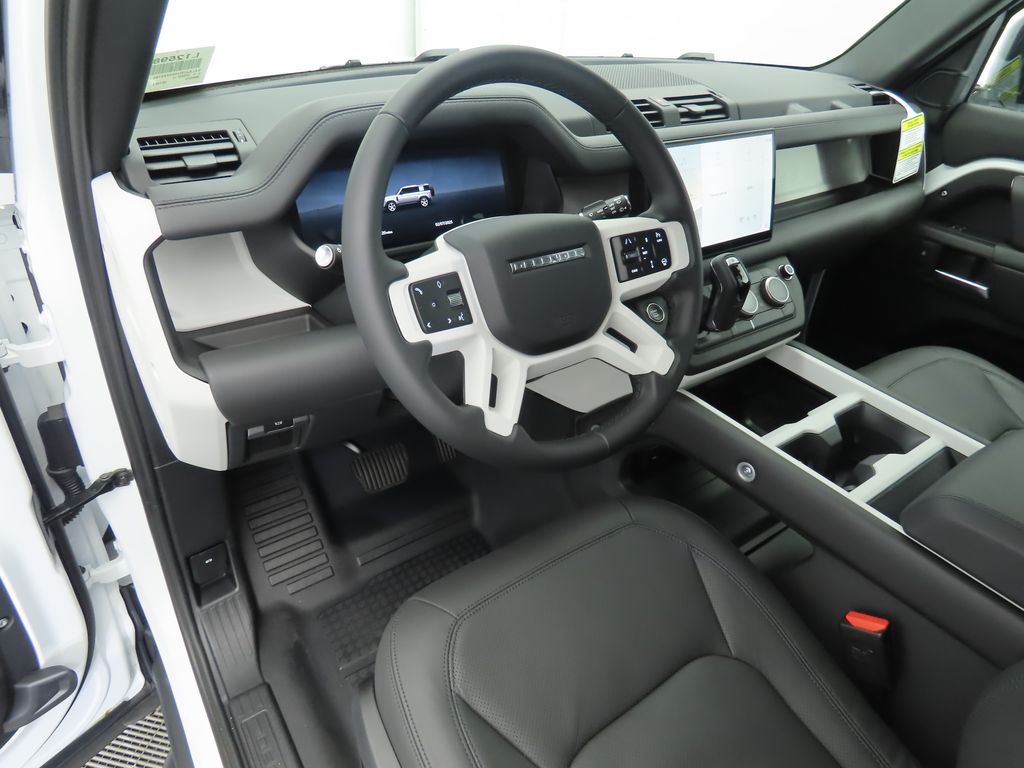 Thumbnail: 2025 Land Rover Defender - 7