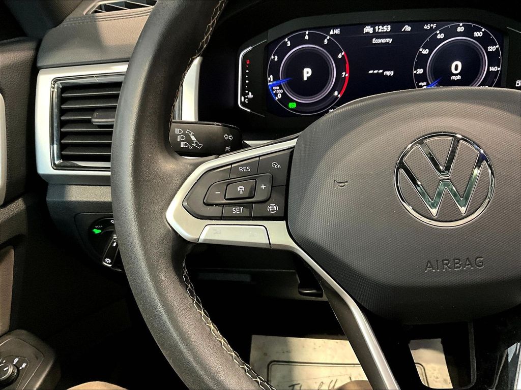 2022 Volkswagen Atlas Cross Sport — photo 15