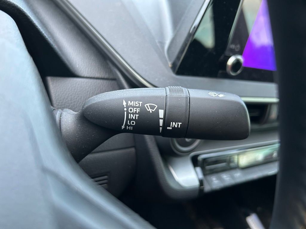 Thumbnail: 2024 Toyota Prius - 20