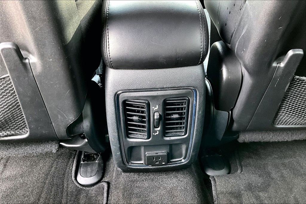 JeepGrand Cherokee WK15