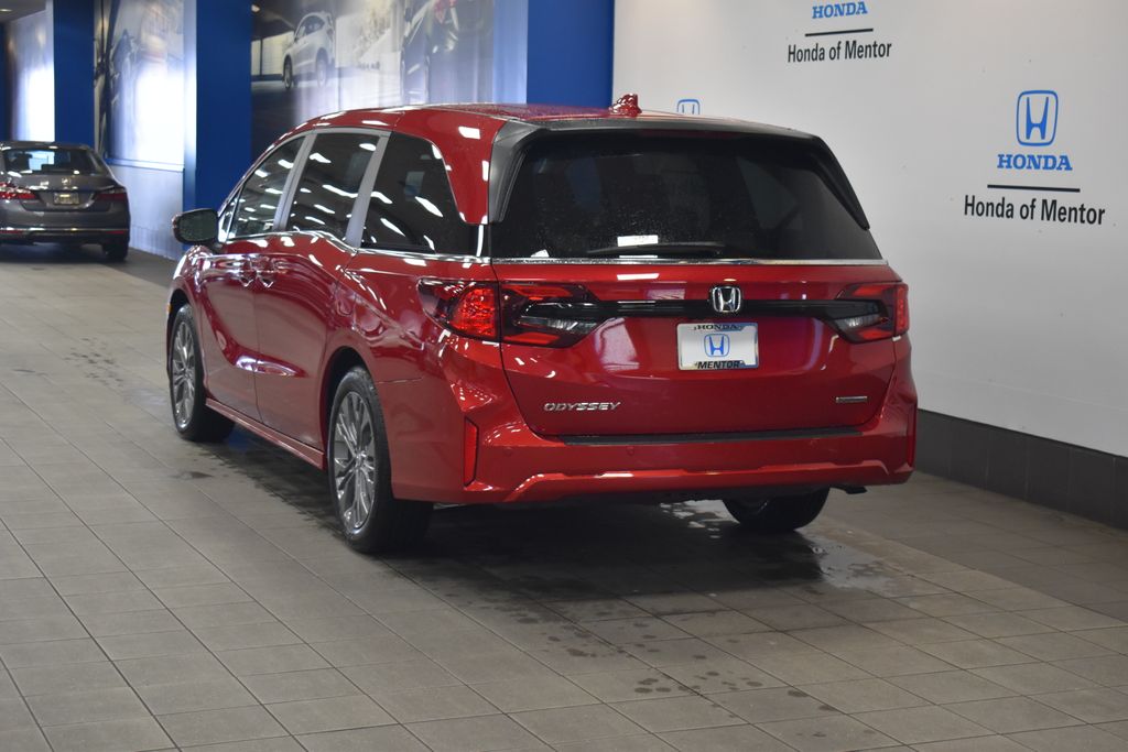 2025 Honda Odyssey Touring 5