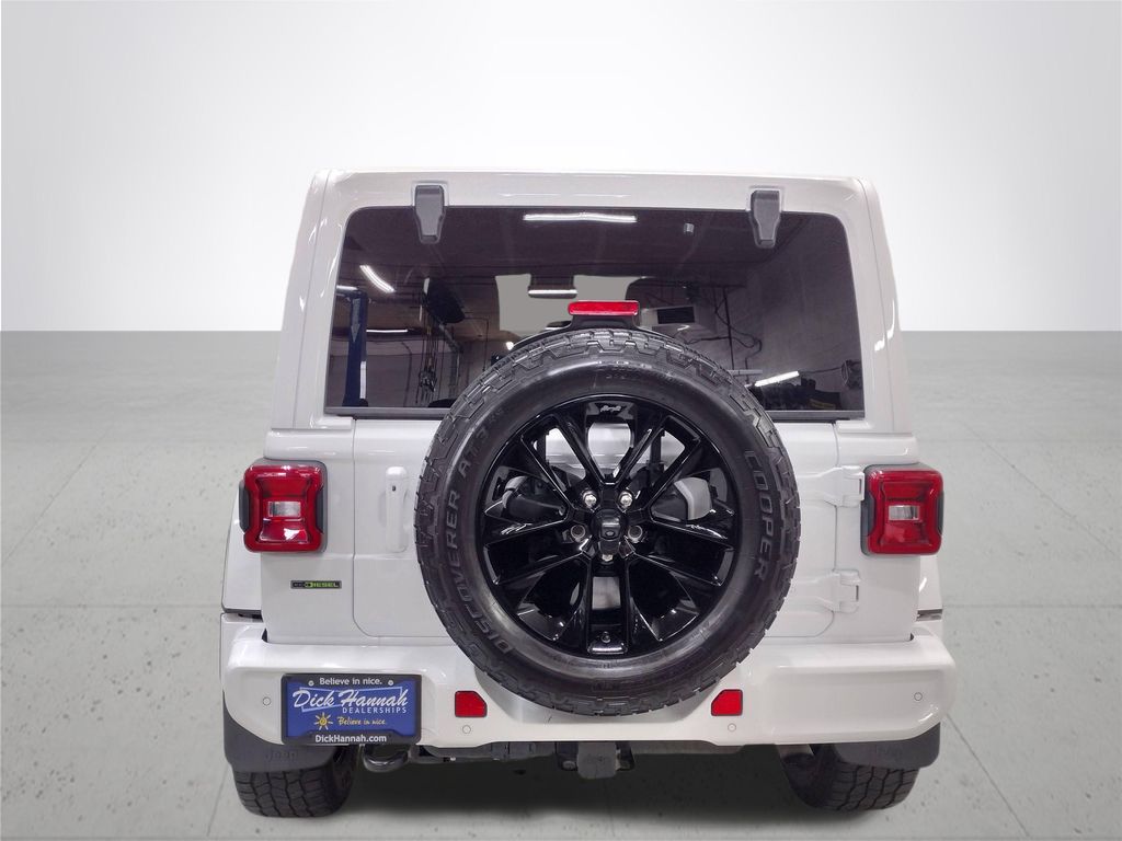 2020 Jeep Wrangler Unlimited Sahara High Altitude