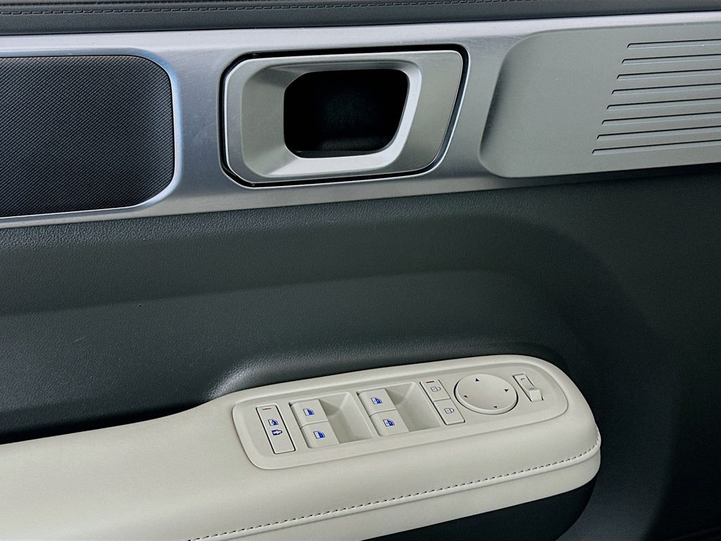 Thumbnail: 2025 Hyundai Santa Fe - 17