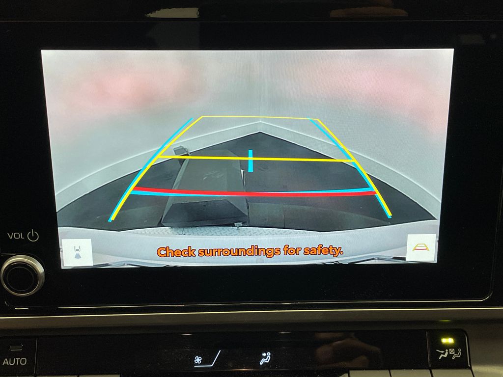 Thumbnail: 2025 Toyota Camry - 25