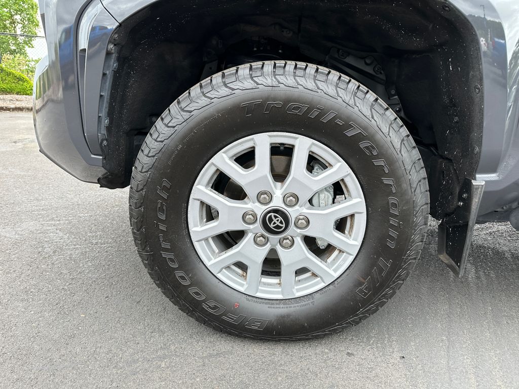 2024 Toyota Tacoma SR5