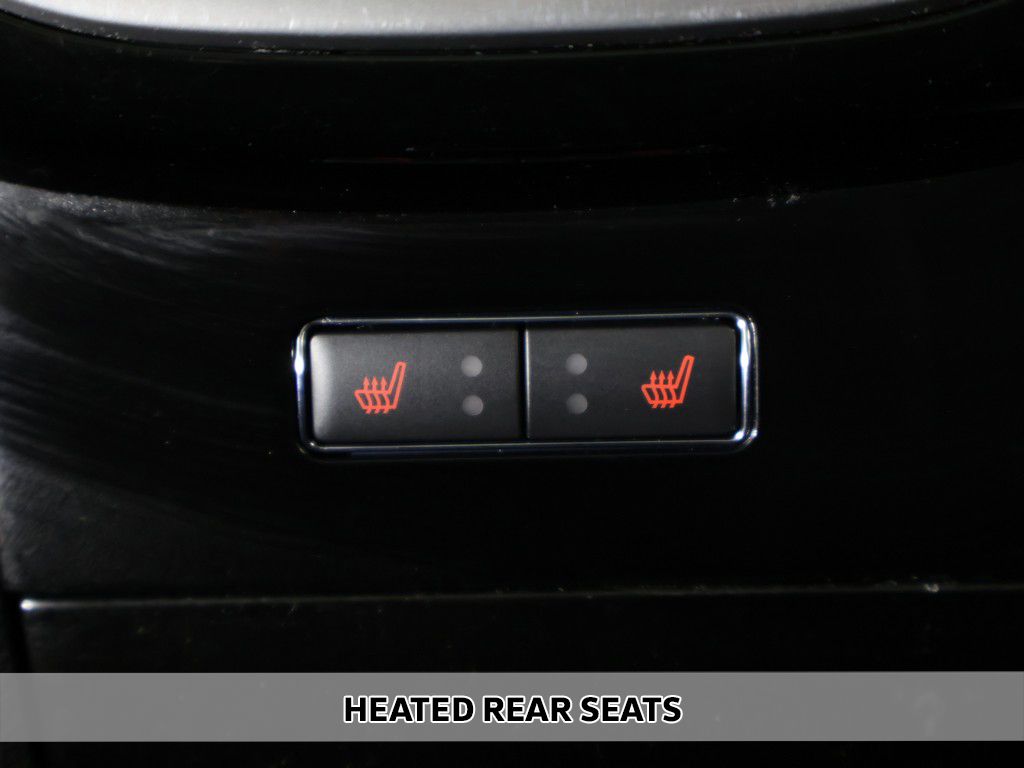 Used 2022 Black Lincoln Reserve image 10