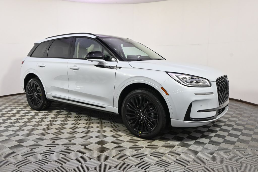 New 2026 White Lincoln Reserve image 8