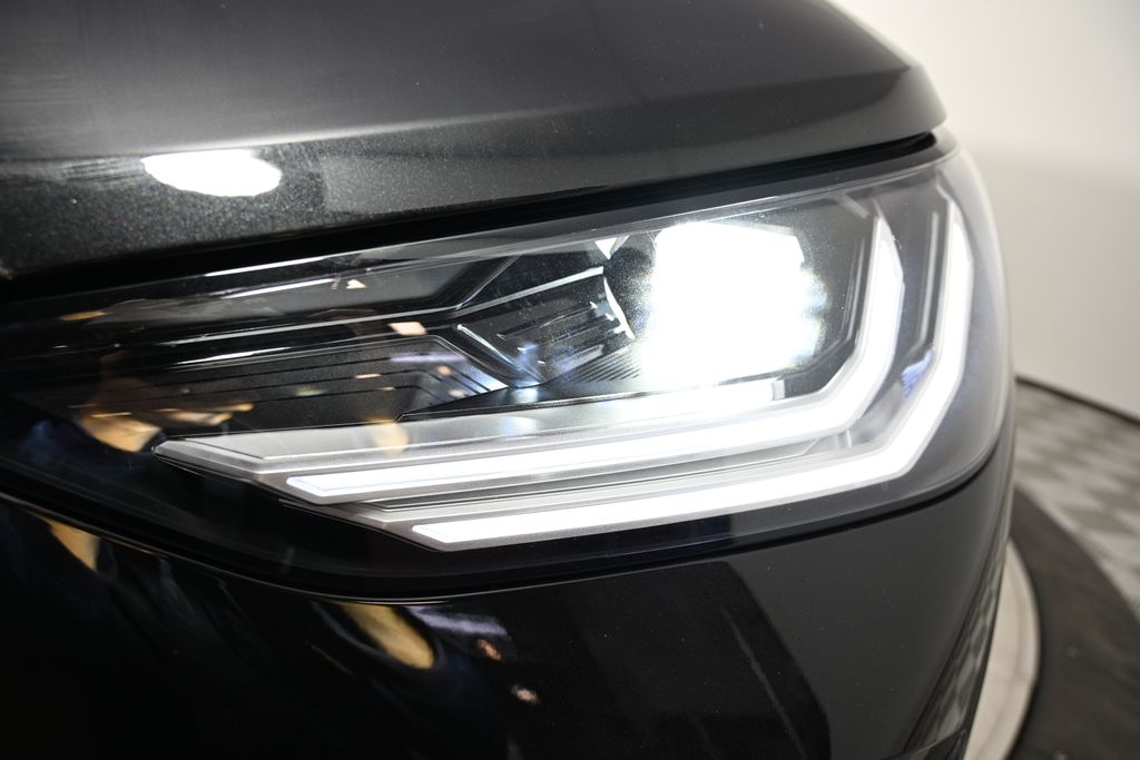 Thumbnail: 2026 BMW X3 - 9