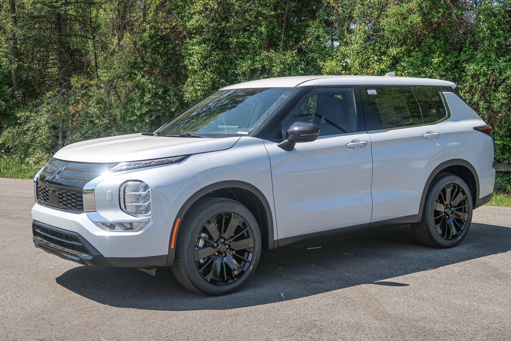 2026 Mitsubishi Outlander LE 2.5 S-AWC