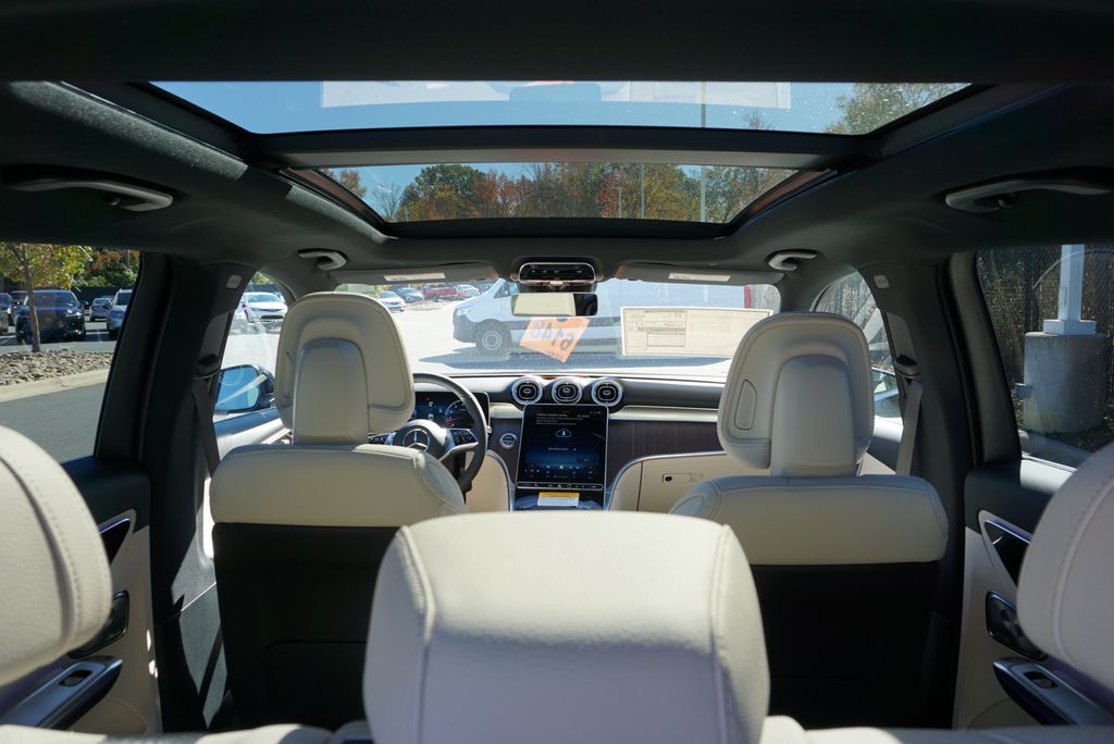 Thumbnail: 2026 Mercedes-Benz GLC - 19