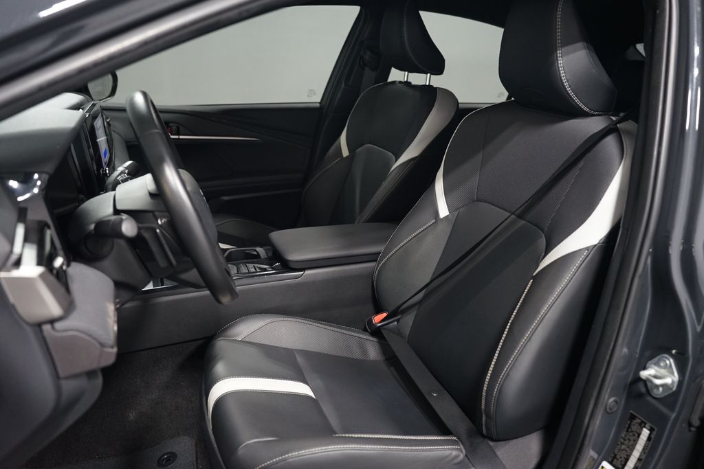 Thumbnail: 2025 Toyota Camry - 6