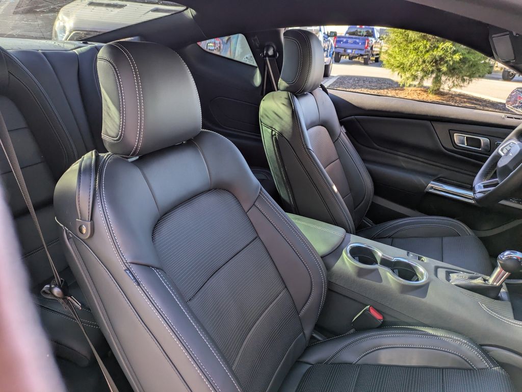 2025 Ford Mustang GT Premium Fastback