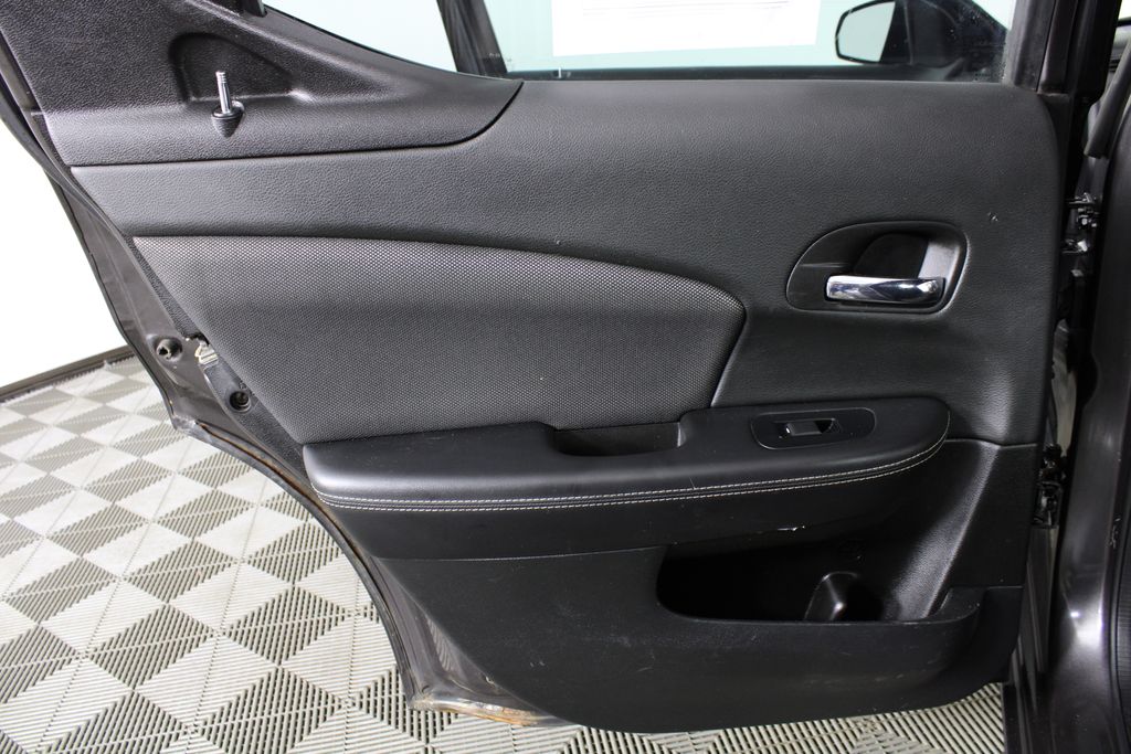 Used 2014 Dodge Avenger for sale in 