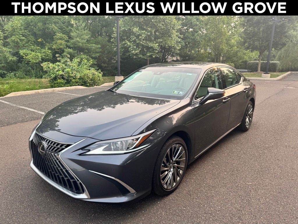 Cloudburst Gray 2025 Lexus ES Hybrid Sedan Front-Wheel Drive Continuously Variable Transmission