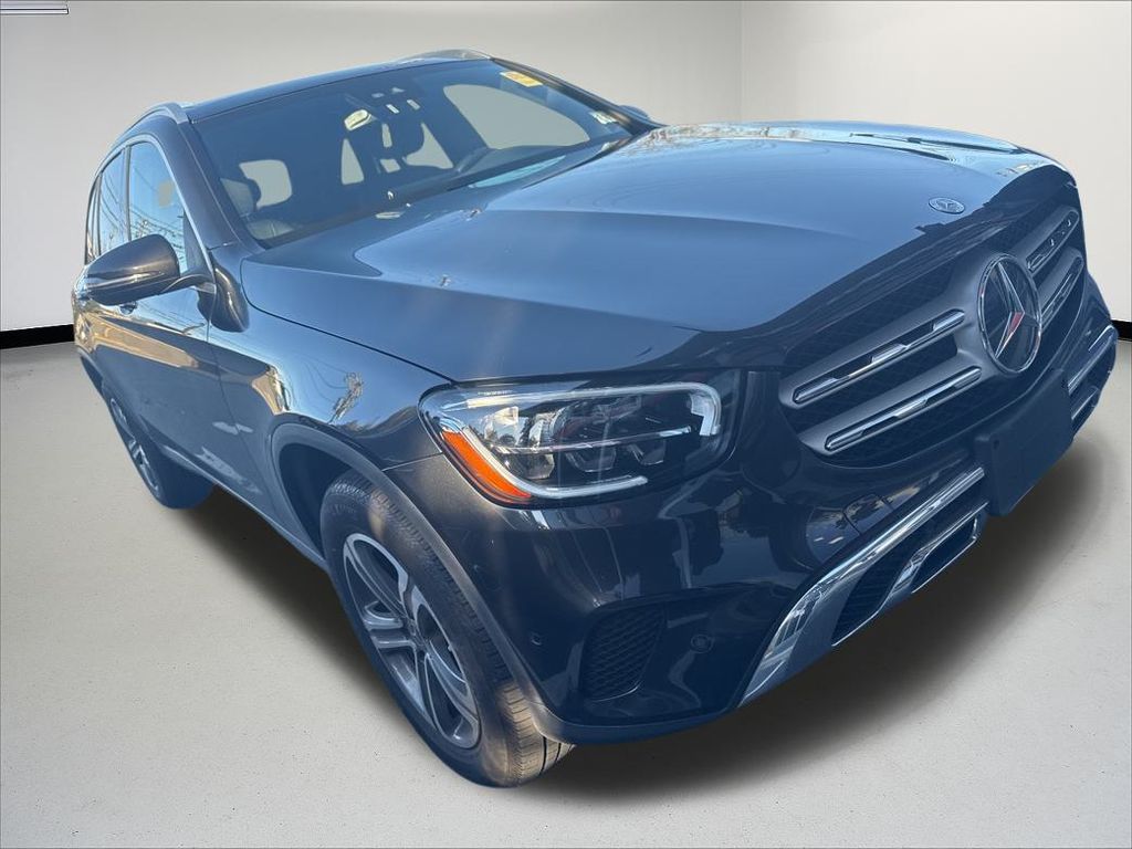 Thumbnail: 2022 Mercedes-Benz GLC - 2