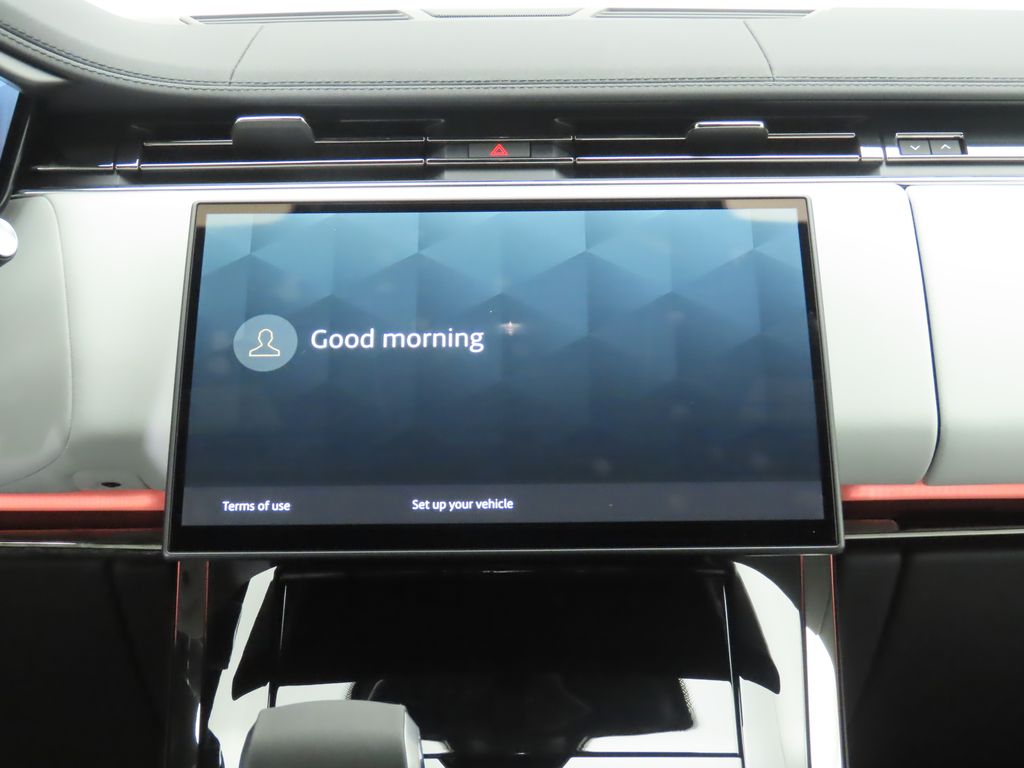 Thumbnail: 2025 Land Rover Range Rover Sport - 15