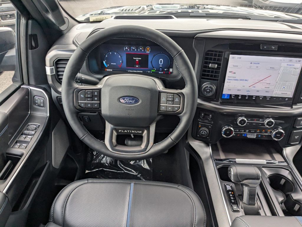 2025 Ford F-150 Platinum