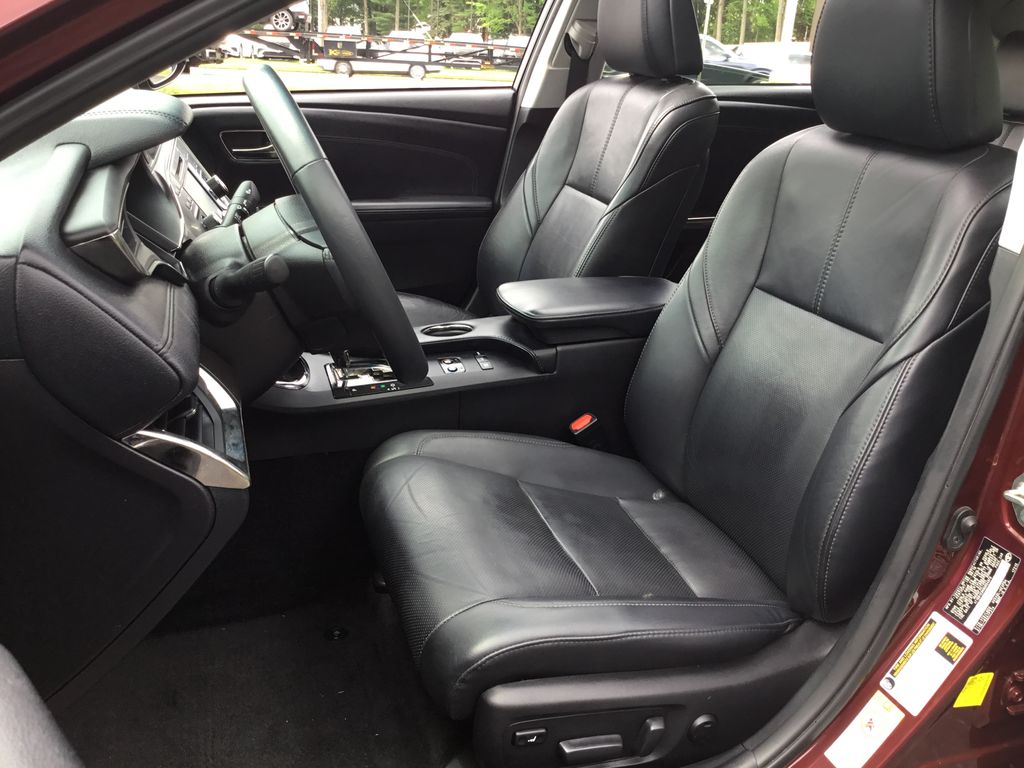 2016 Toyota Avalon Limited 6