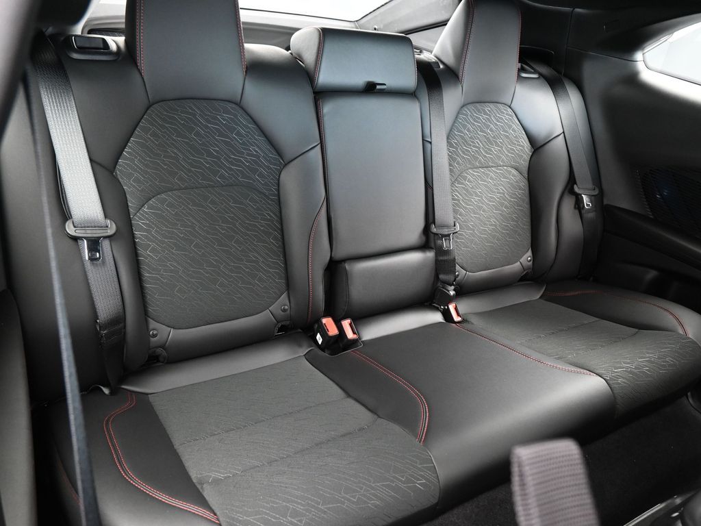 New 2026 Diamond Black Crystal Pearlcoat Dodge R/T Scat Pack image 33