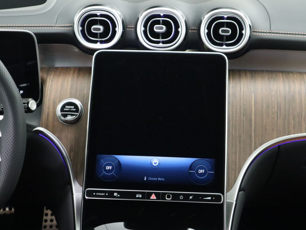 Thumbnail: 2025 Mercedes-Benz GLC - 14